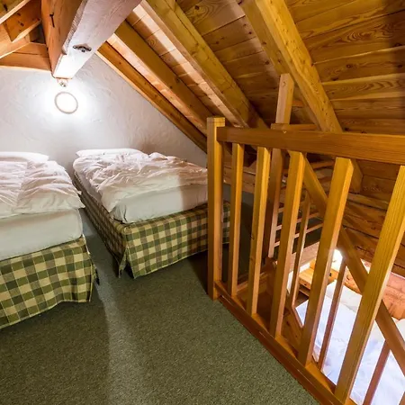 Rifugio Nambino Alojamento de Acomodação e Pequeno-almoço Madonna